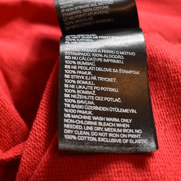 H&M Tops H M Junior Crop Top W Lamour Grapic Poshmark